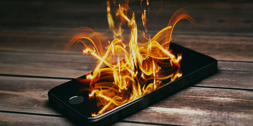 Smartphone-Flops: Features, die kein Mensch braucht – Unsere Top 3 - Engelmann Software
